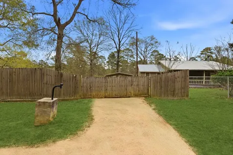402 Anderson Road Livingston TX 77351