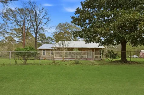 402 Anderson Road Livingston TX 77351