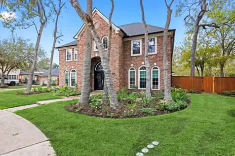 1215 Maple Bough Court Sugar Land TX 77479