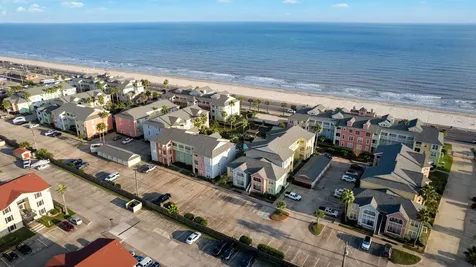 7000 Seawall Boulevard 811 Galveston TX 77551