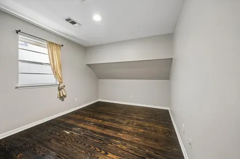 1907 Norfolk Street B Houston TX 77098
