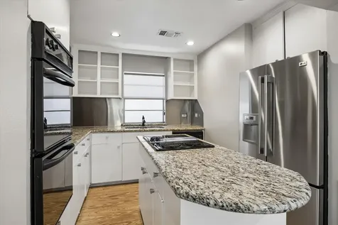 1907 Norfolk Street B Houston TX 77098