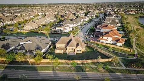 2818 Auburn Cliff Trail Katy TX 77494