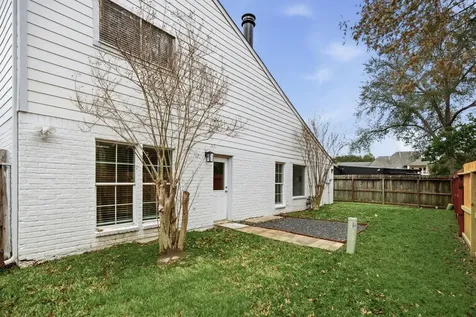 13811 Menasco Court Houston TX 77077