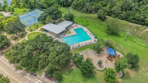 13811 Menasco Court Houston TX 77077