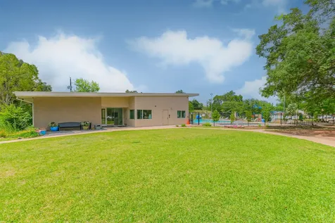 13811 Menasco Court Houston TX 77077
