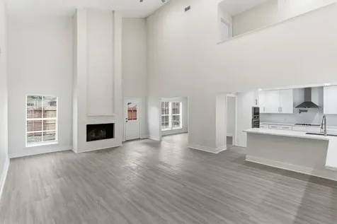 13811 Menasco Court Houston TX 77077
