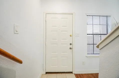 9850 Pagewood Lane 1403 Houston TX 77042
