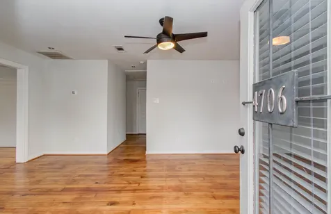 4706 Fisk Street Houston TX 77009