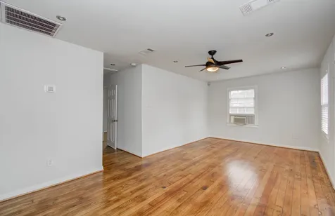 4706 Fisk Street Houston TX 77009