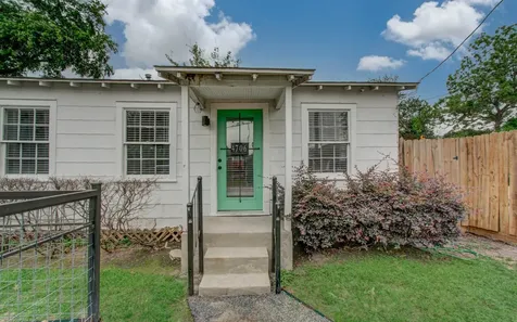 4706 Fisk Street Houston TX 77009