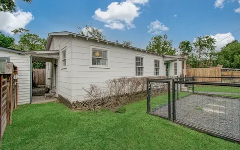 4706 Fisk Street Houston TX 77009