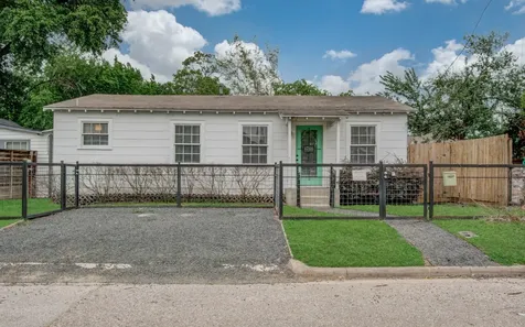 4706 Fisk Street Houston TX 77009