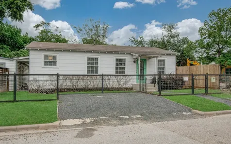 4706 Fisk Street Houston TX 77009