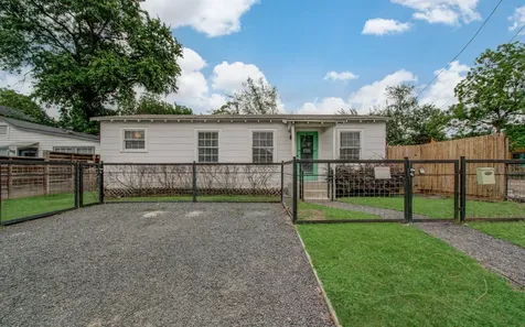 4706 Fisk Street Houston TX 77009