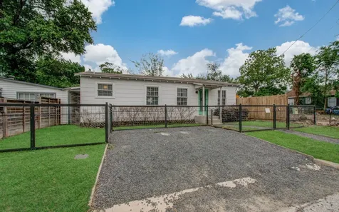 4706 Fisk Street Houston TX 77009