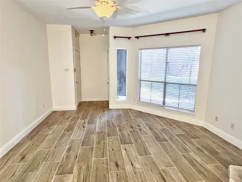 3130 SW Walnut Bend Lane SW 409 Houston TX 77042