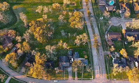 102 Banyan Street Lake Jackson TX 77566