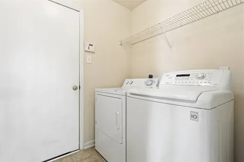 8718 Black Cliff Lane Houston TX 77075