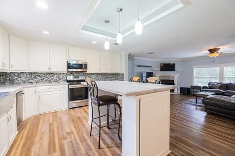 123 Ridgewood Drive Huffman TX 77336