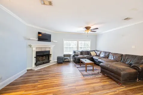 123 Ridgewood Drive Huffman TX 77336