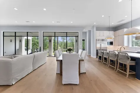 82 Simon Lake Lane The Woodlands TX 77381