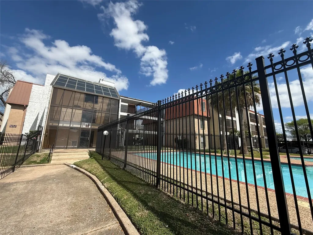 10110 Forum West Drive 333 Houston TX 77036