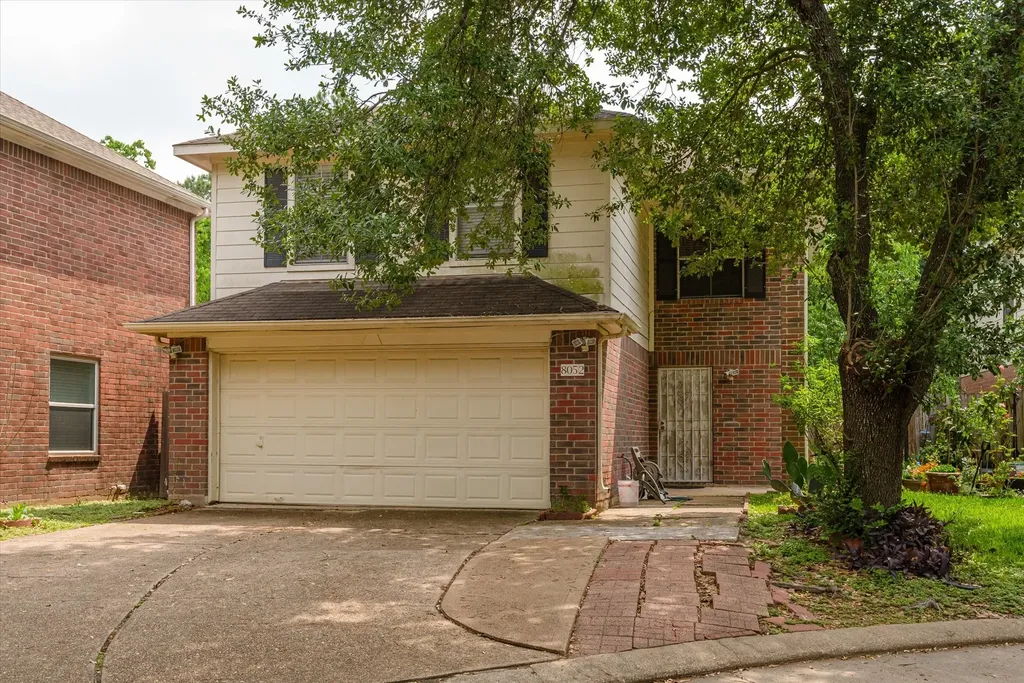 8052 Golf Green Circle Houston TX 77036