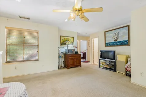 8052 Golf Green Circle Houston TX 77036