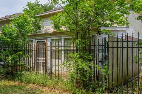 8052 Golf Green Circle Houston TX 77036