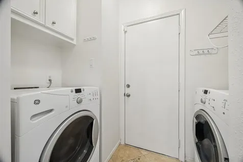 2220 Bering Drive 26 Houston TX 77057
