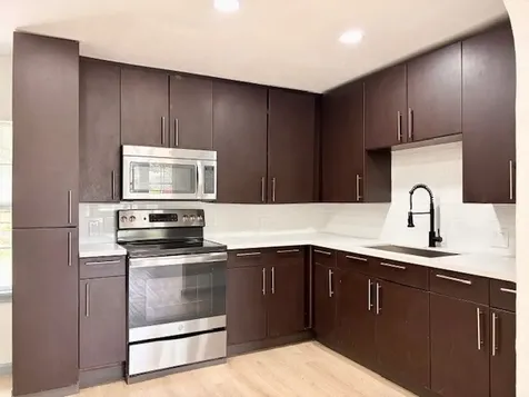 317 San Jacinto Street La Porte TX 77571
