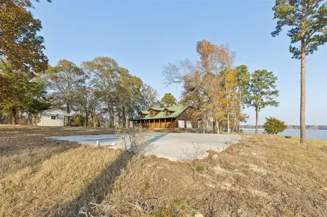 384 Lonesome Dove Trail Trinity TX 75862