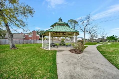 2806 Sea Channel Drive Seabrook TX 77586