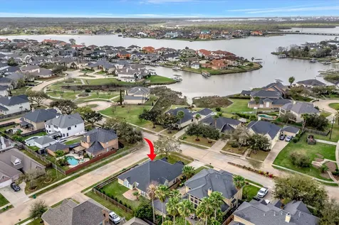 2806 Sea Channel Drive Seabrook TX 77586