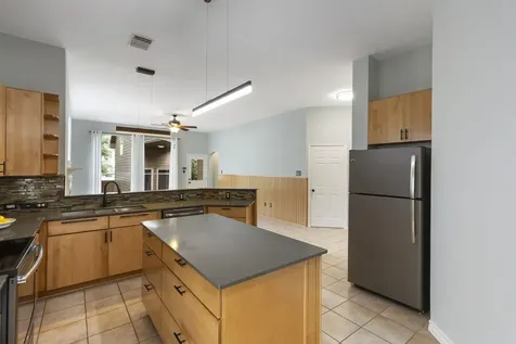 6 E Cottage Green Street The Woodlands TX 77382