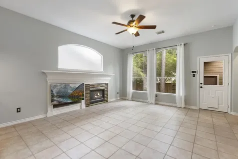 6 E Cottage Green Street The Woodlands TX 77382