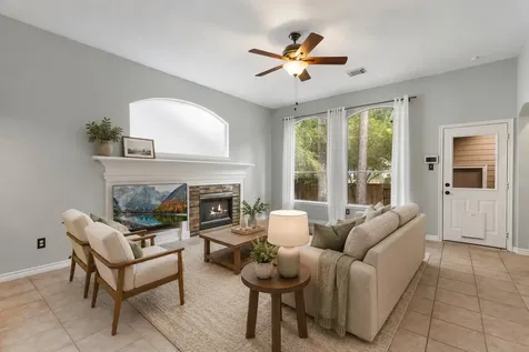 6 E Cottage Green Street The Woodlands TX 77382