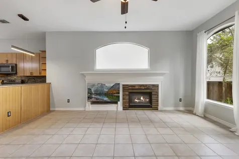 6 E Cottage Green Street The Woodlands TX 77382