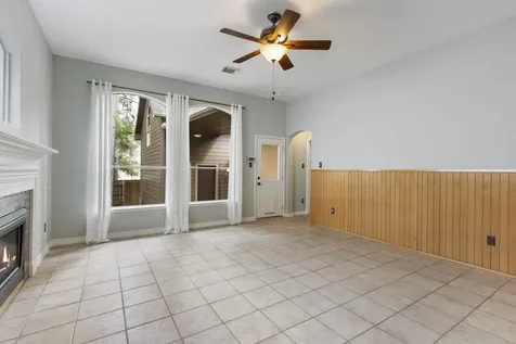 6 E Cottage Green Street The Woodlands TX 77382