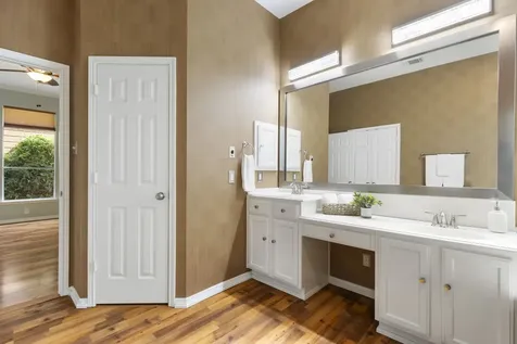 6 E Cottage Green Street The Woodlands TX 77382
