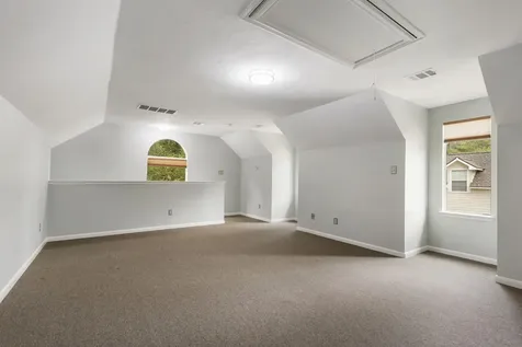 6 E Cottage Green Street The Woodlands TX 77382