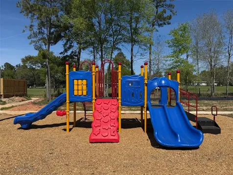 2734 Discovery Trails Court Conroe TX 77301