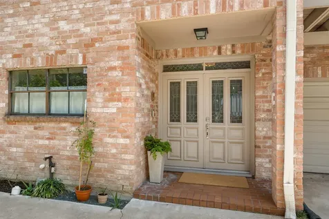 1806 Potomac Drive C Houston TX 77057