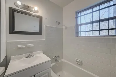 4905 Brinkley Street Houston TX 77033