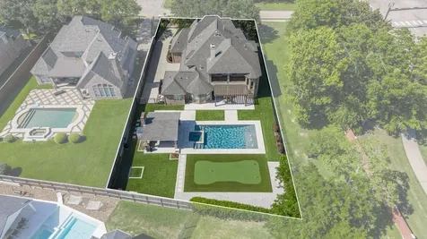 30 Waters Lake Boulevard Missouri City TX 77459