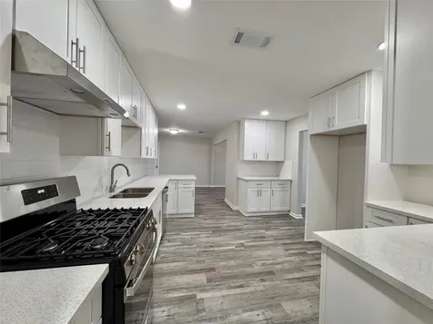 5115 Hialeah Drive Houston TX 77092