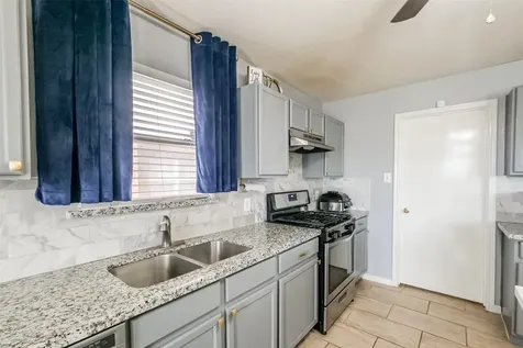 16011 Crooked Arrow Drive Sugar Land TX 77498