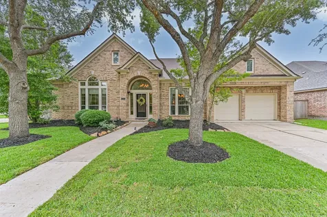 2701 Greenblade Court Pearland TX 77584