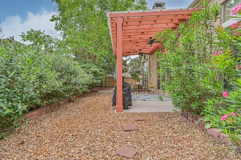2701 Greenblade Court Pearland TX 77584
